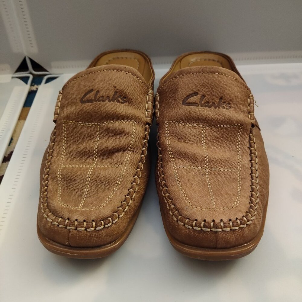 Clarks Light Brown Leather Slip On Loafers Size 10